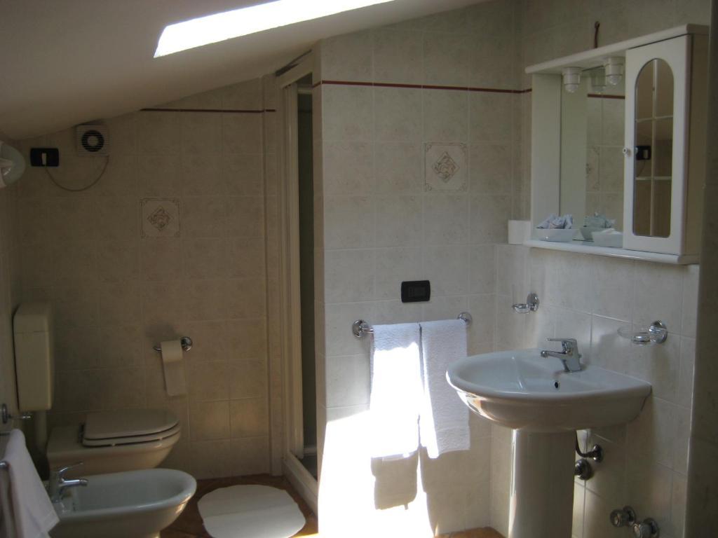 A Casa Da Franz Lejlighed Manerba del Garda Værelse billede
